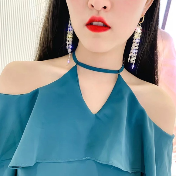 ✨SOLD OUT✨Gold Crystal Drops✨ - Picture 4 of 7